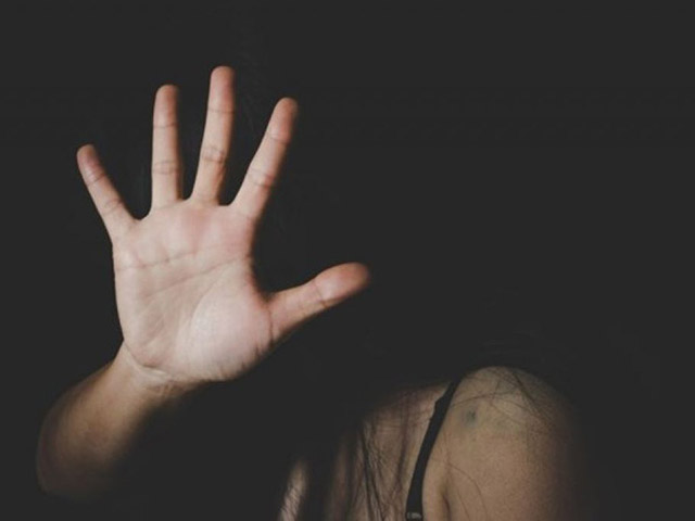Lei obriga síndicos a denunciarem violência doméstica