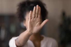Denúncia de violência doméstica nos condomínios agora é lei em Minas Gerais